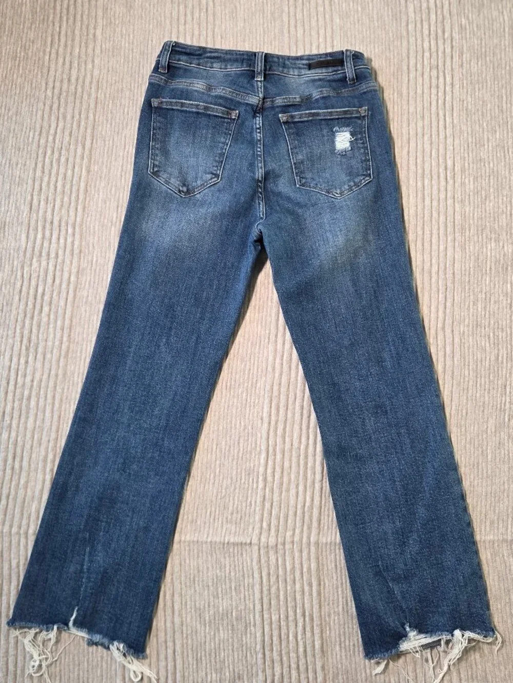 RISEN Distressed Raw Hem Crop Flare Jeans Women's Size 7 / Waist 28 Stretch - Picture 9 of 9